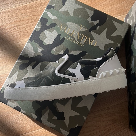 Authentic Valentino Slip on camo sneaker. Never worn. Box included. - Picture 3 of 6